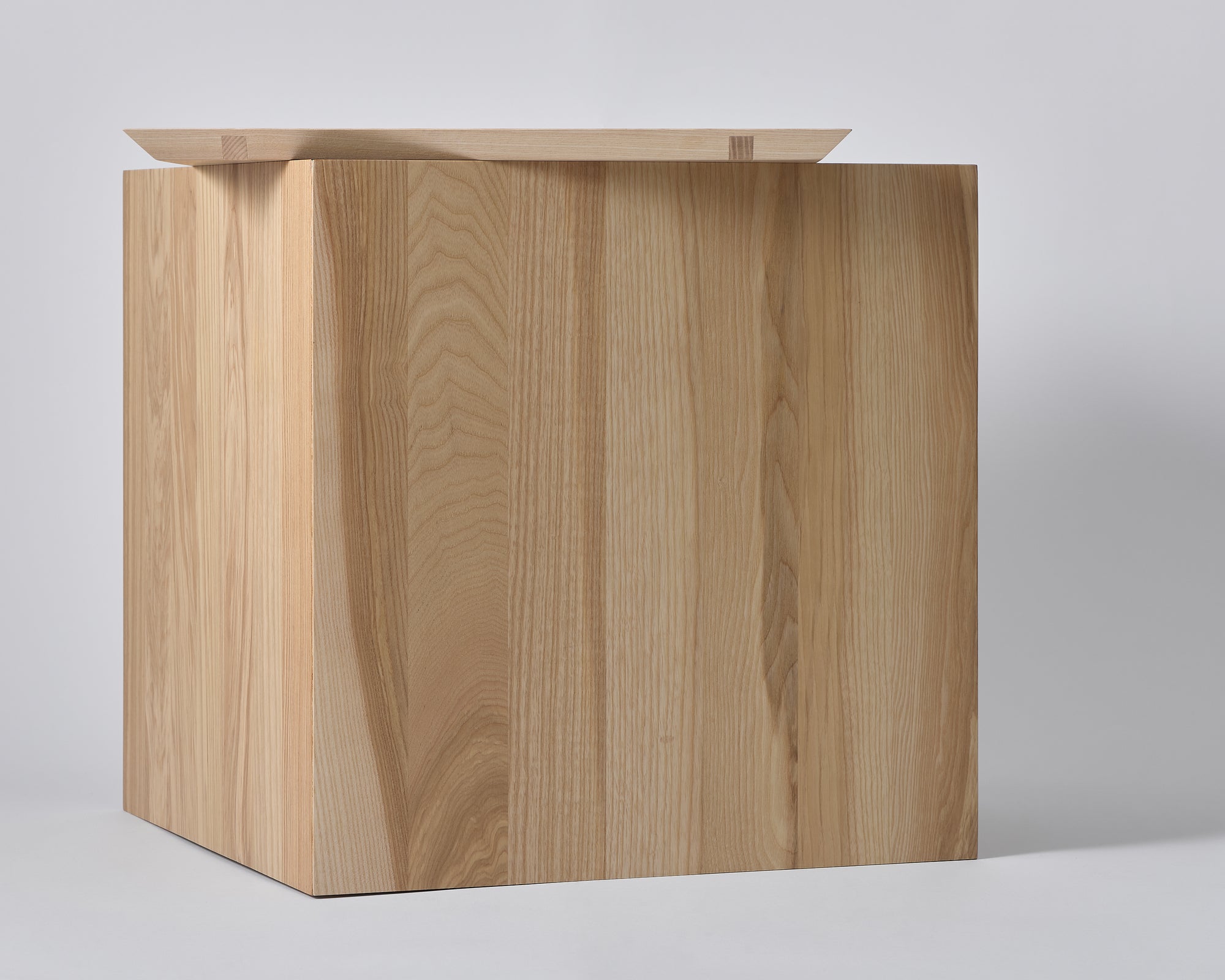 D009 | Cubo
