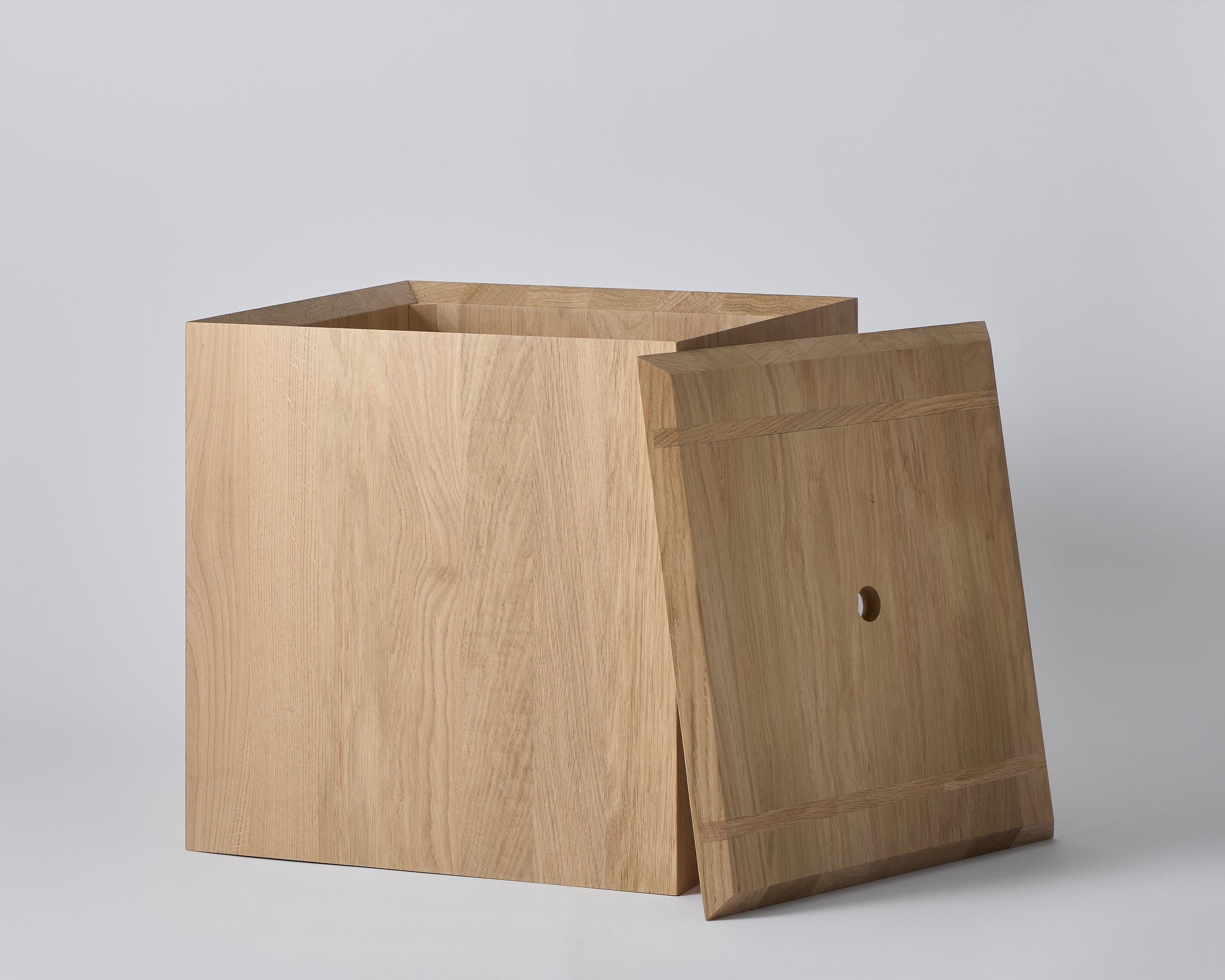 D009 | Cubo